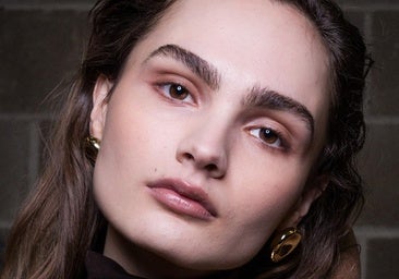 Maquillaje de primavera: cómo conseguir un brillo saludable que te ahorre años según los expertos